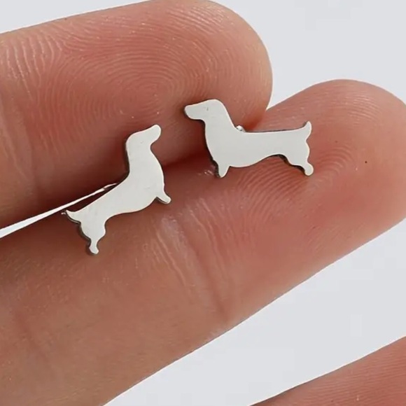 New Adorable Doggy Earrings - Picture 1 of 3